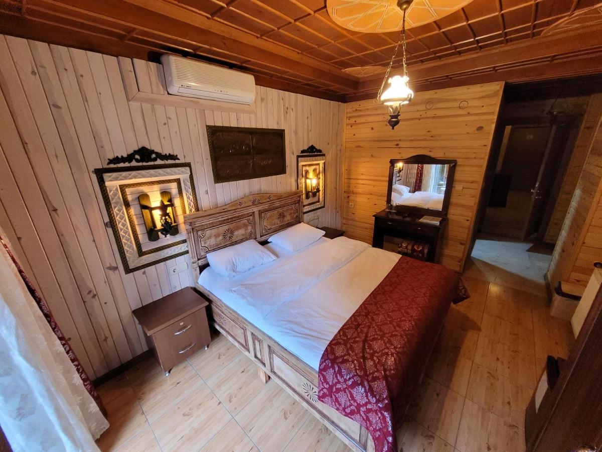 Saruhan Hotel Istanbul Bagian luar foto