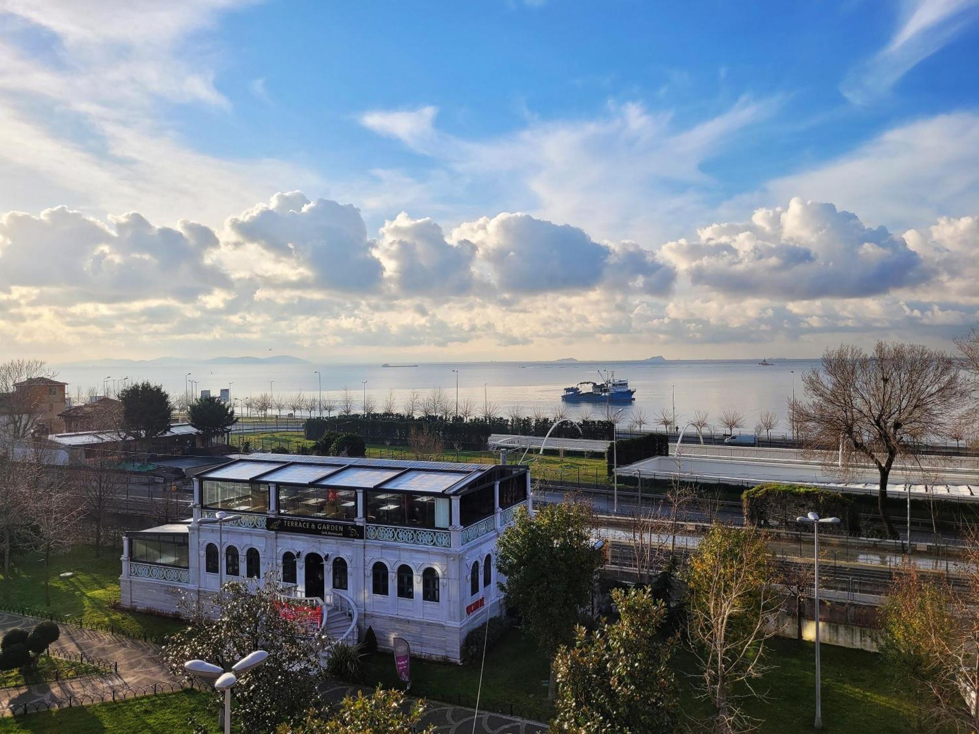 Saruhan Hotel Istanbul Bagian luar foto