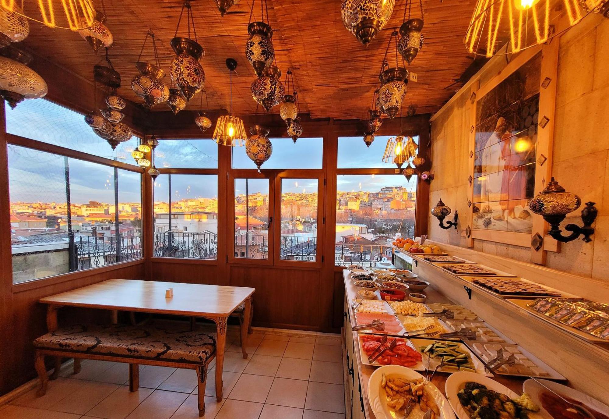 Saruhan Hotel Istanbul Bagian luar foto