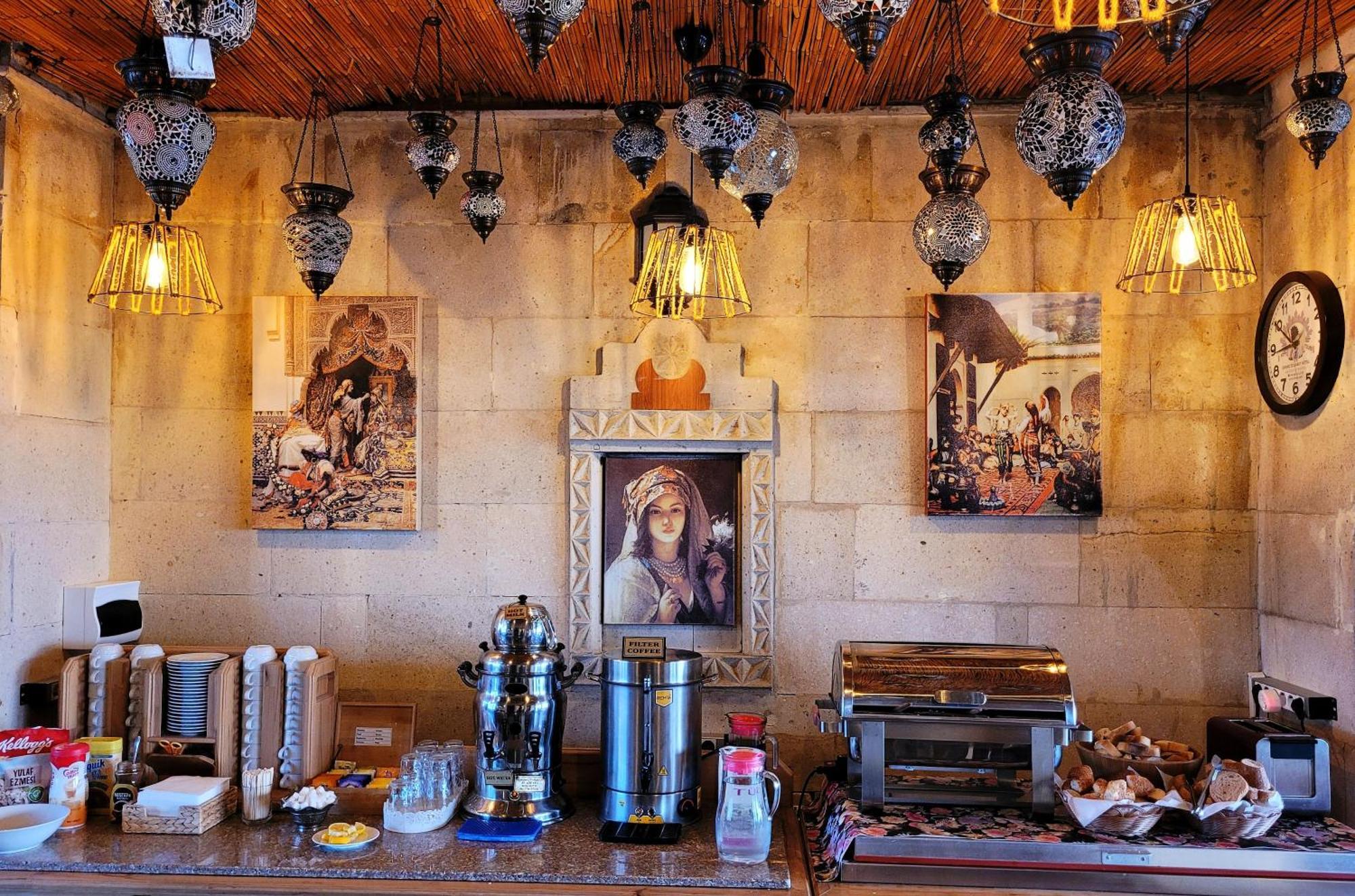 Saruhan Hotel Istanbul Bagian luar foto