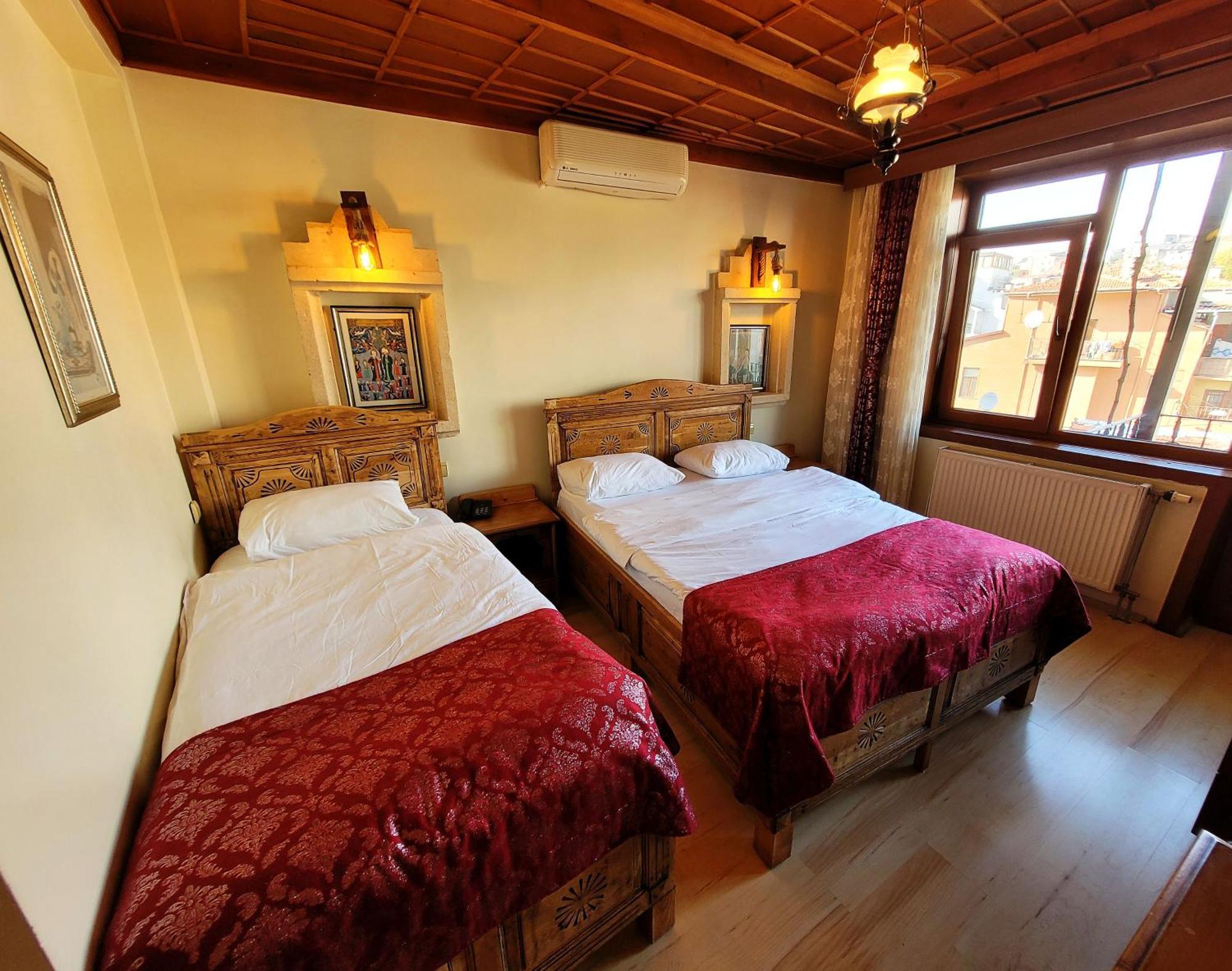 Saruhan Hotel Istanbul Bagian luar foto