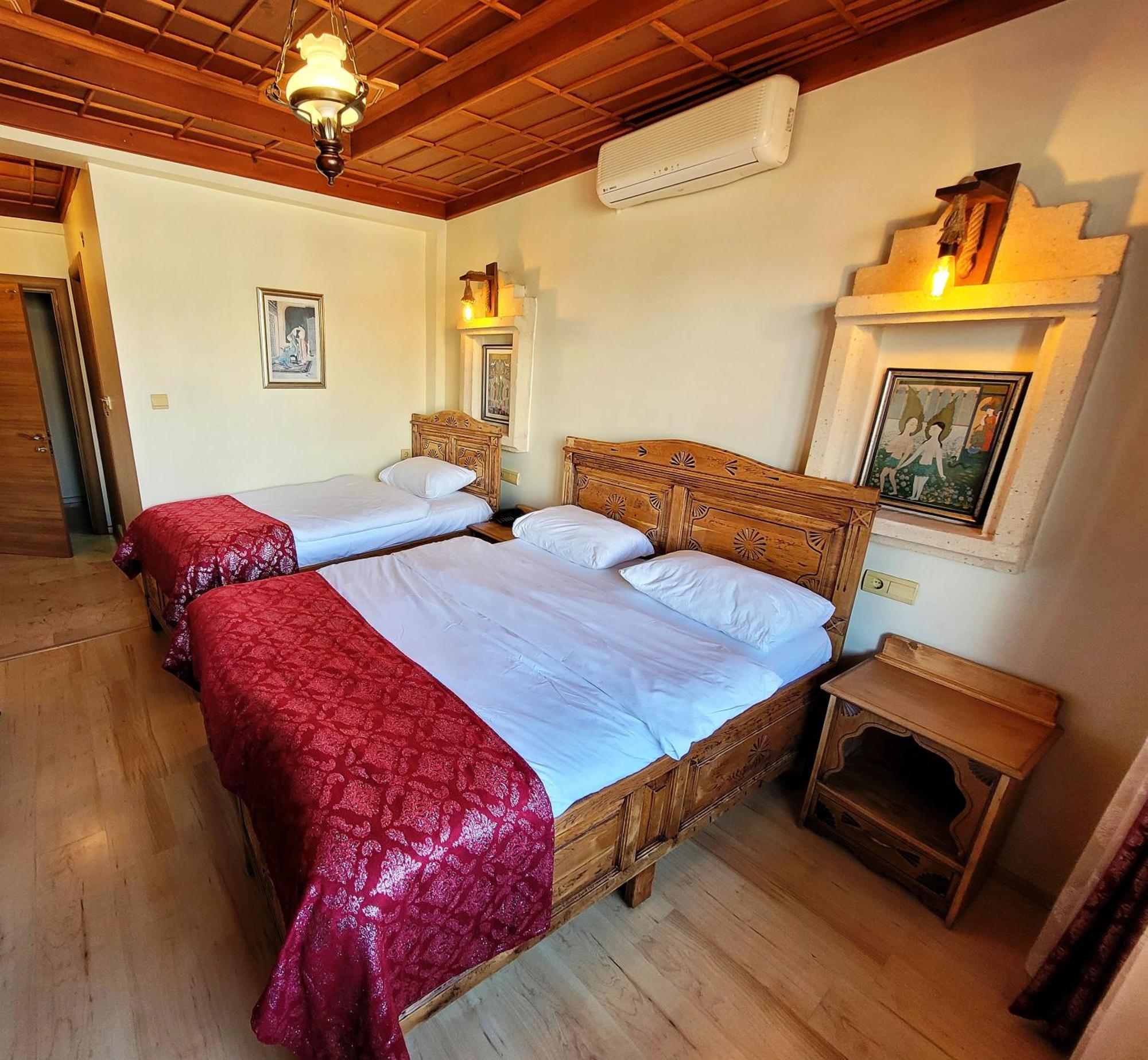 Saruhan Hotel Istanbul Bagian luar foto