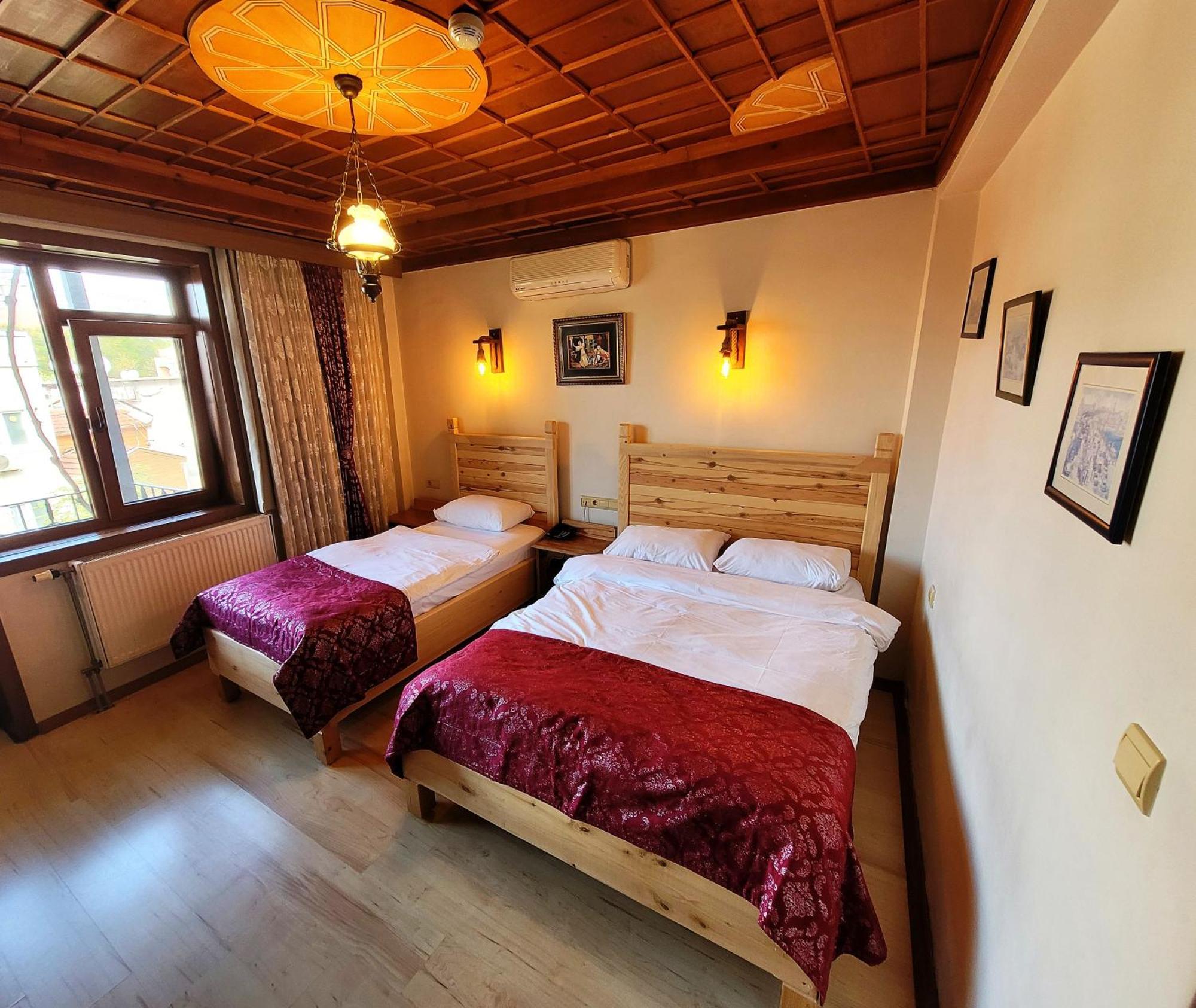 Saruhan Hotel Istanbul Bagian luar foto