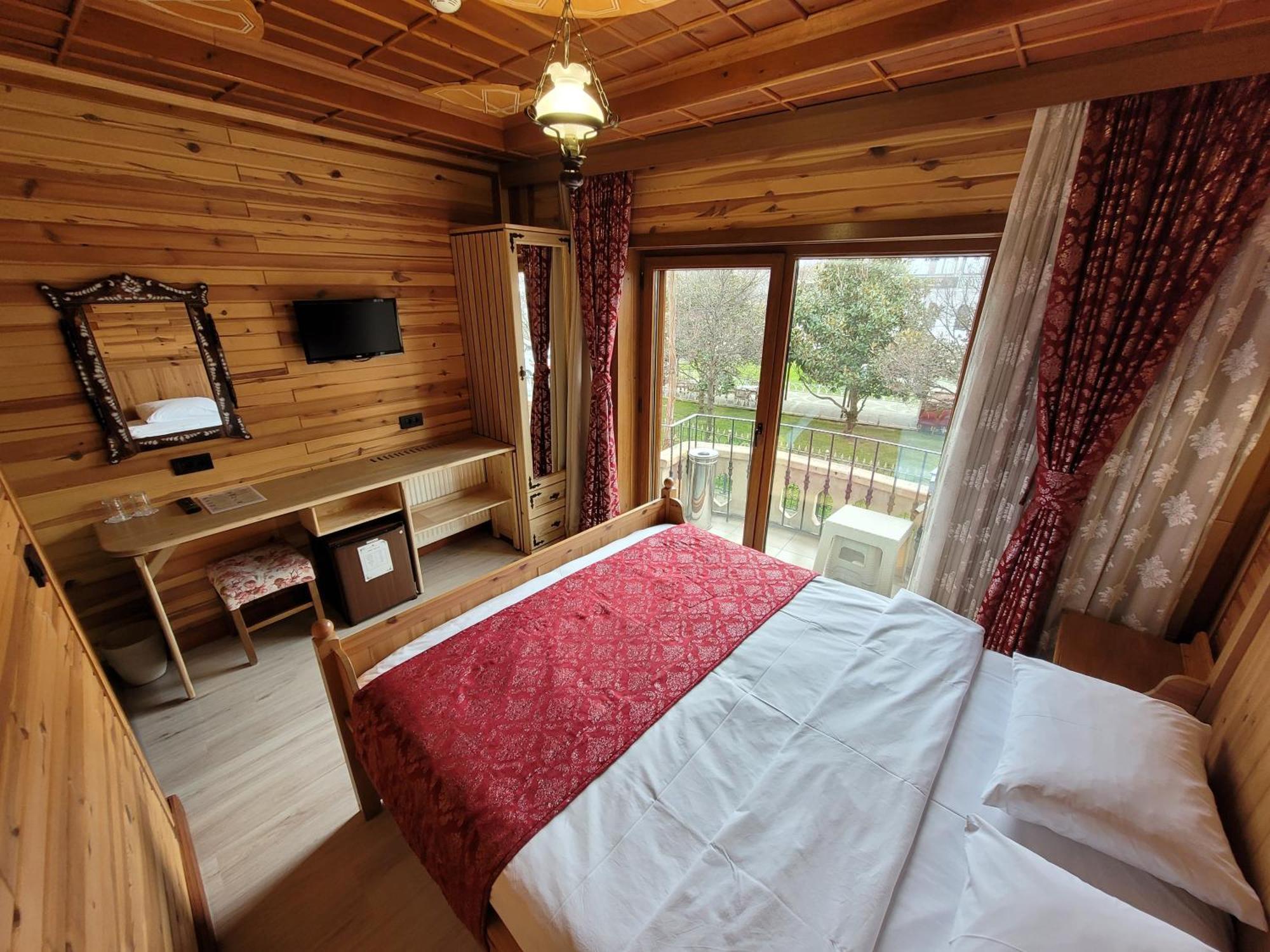 Saruhan Hotel Istanbul Bagian luar foto